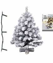 Kunst kerstboom met sneeuw 90 cm inclusief warm witte kerstverlichting